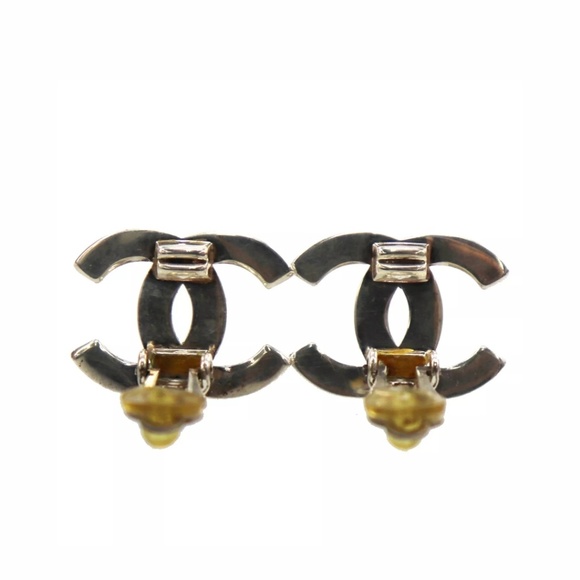 ❌SOLD❌ Chanel Vintage Silver Clip On Earrings - Picture 3 of 3
